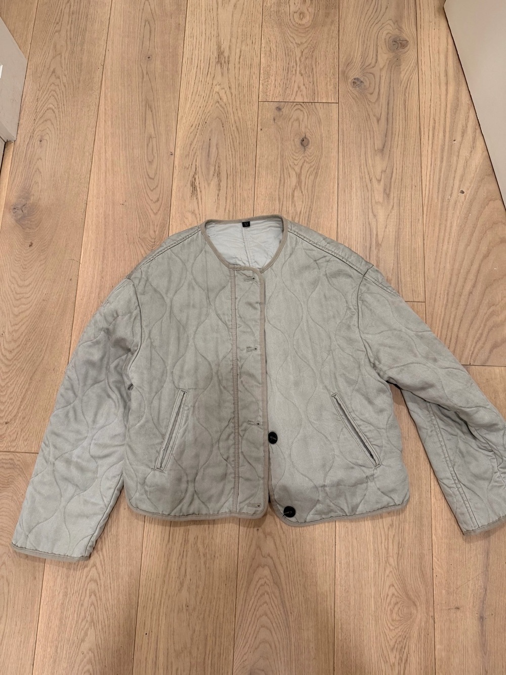 Zara Light Gray Quilted Collarless Puffer Jacket
